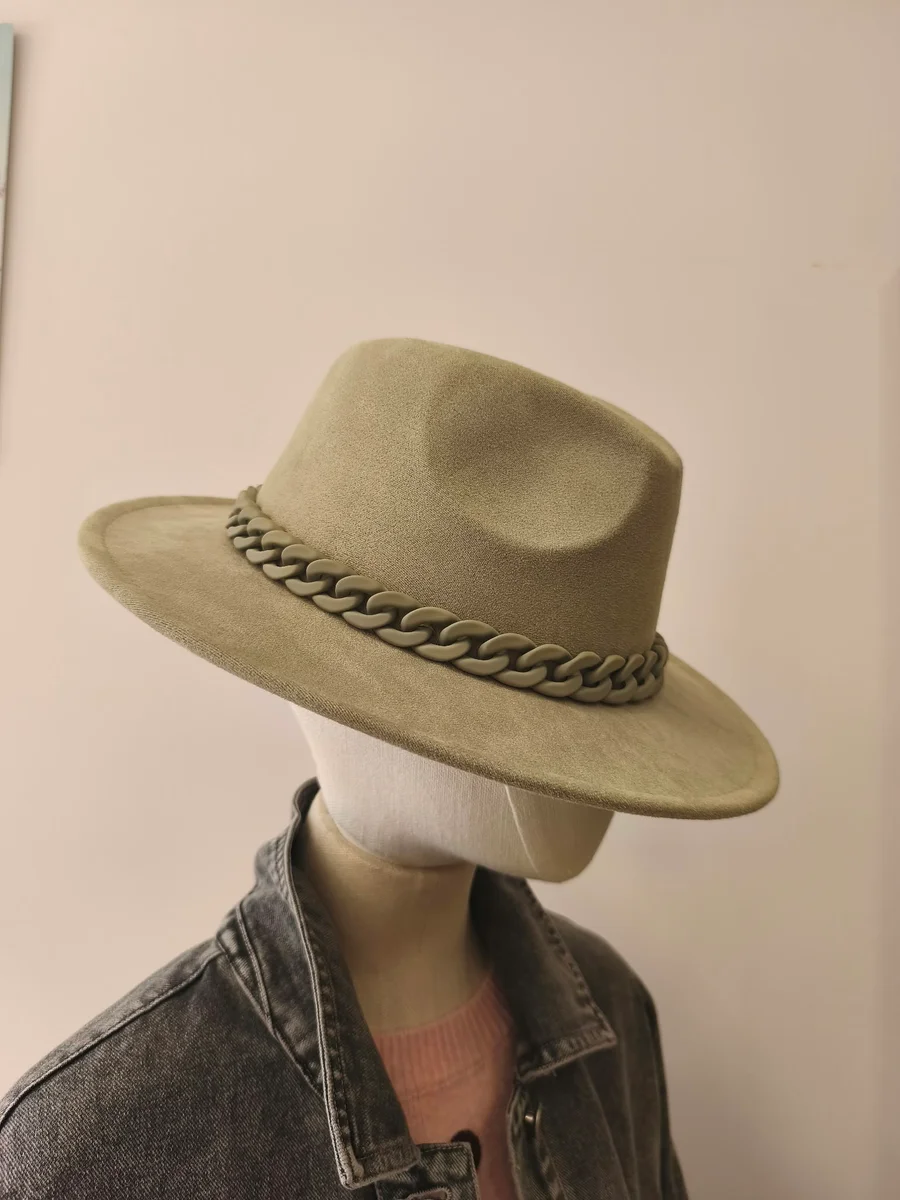 Sombrero de fieltro con cadena a tono - Caqui
