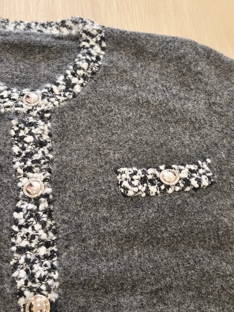 Chaqueta de punto con ribete de tweed - Gris