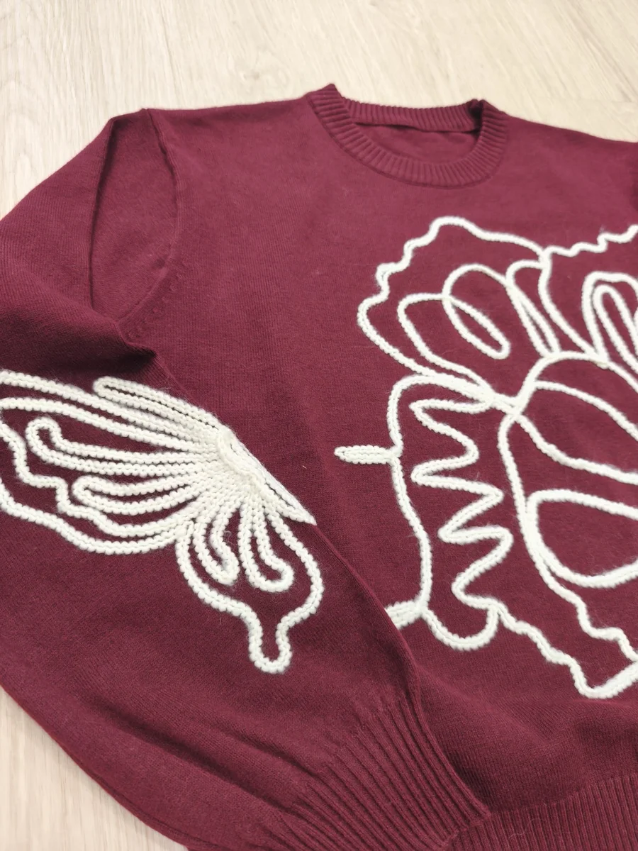 Jersey con mariposa bordada - Burdeos