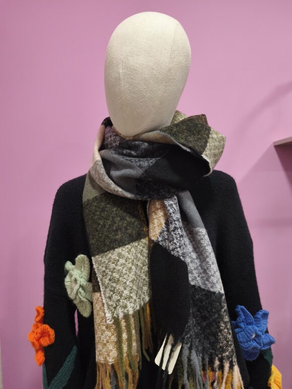 Bufanda cuadros marrón básica