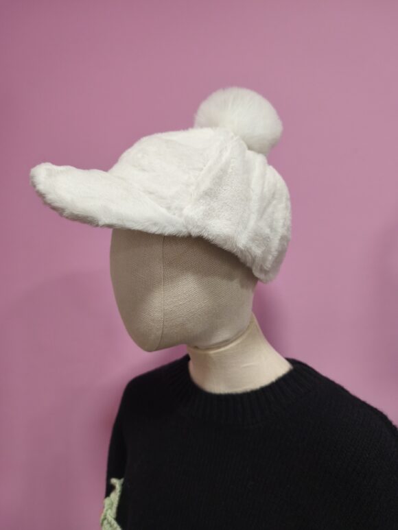 Gorra pelo y pompón hielo